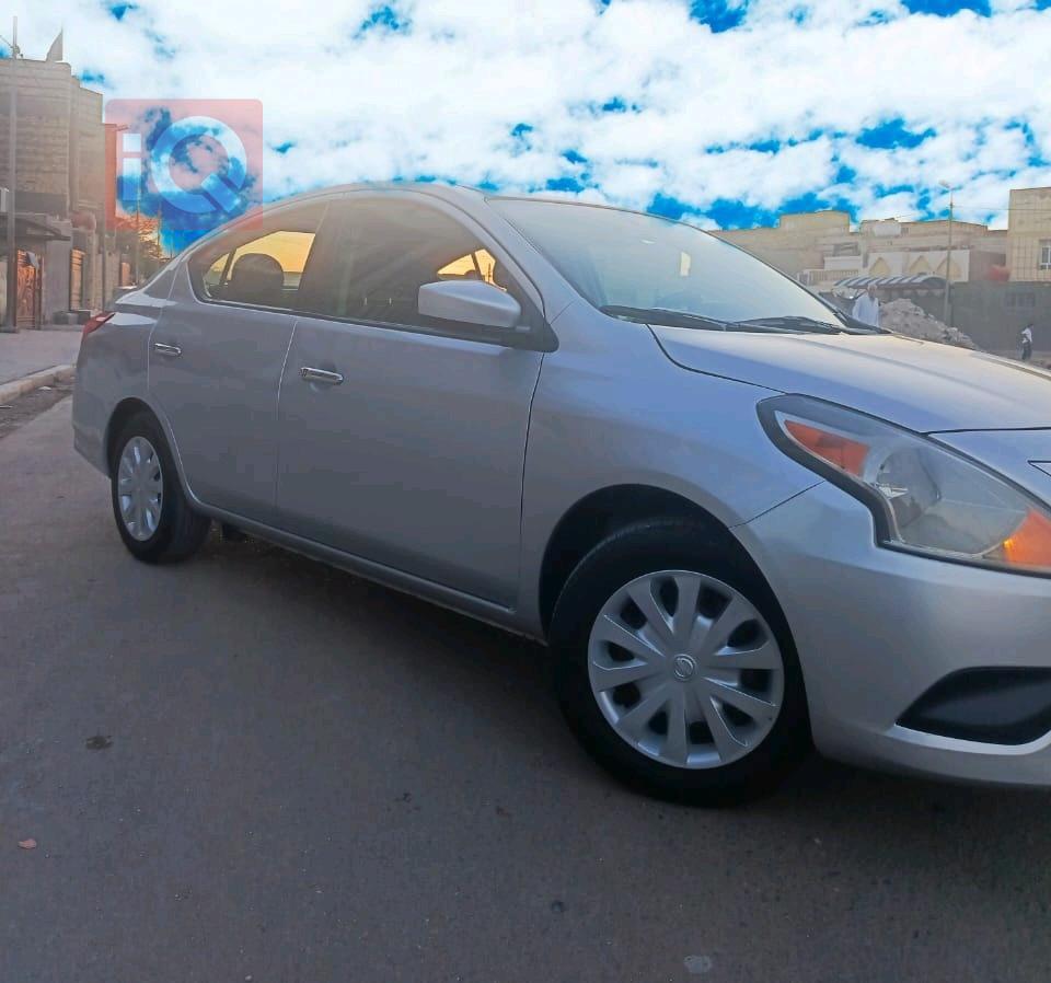 نیسان ڤێرسا